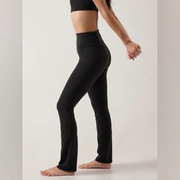 Athleta Pants - Athleta Black Elation Straight Leg Pants Women’s Size Small Athleisure Athletic